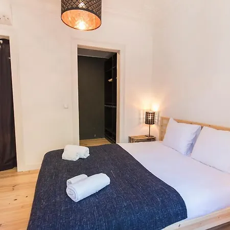 Historical Santos Ii Lisbon